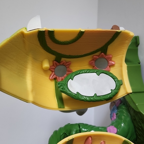 Disney Fairies 2006 Tinker Bell Tea Kettle Playhouse - Picture 7 of 15